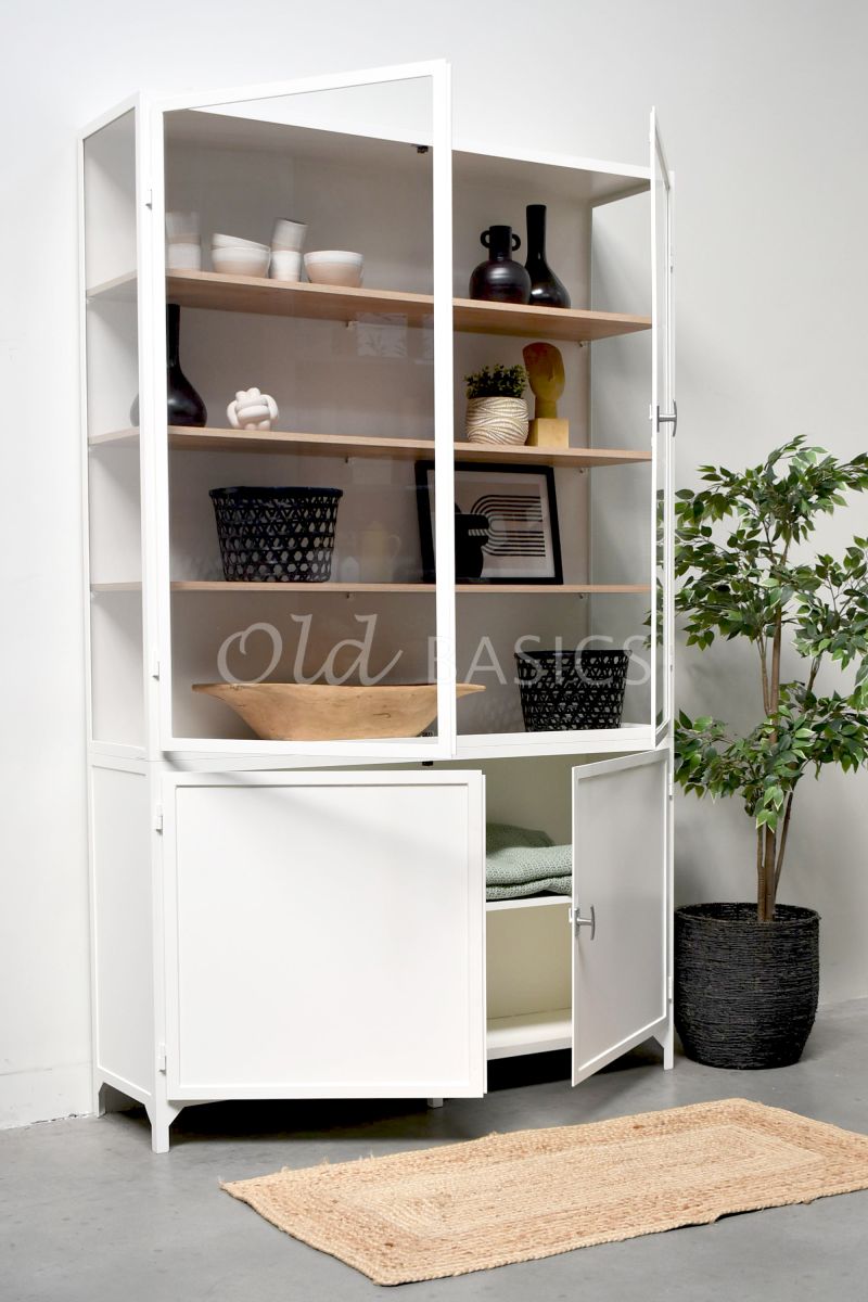 Detail van Apothekerskast Demi  Oak, 2 deuren, RAL9010, wit, materiaal staal